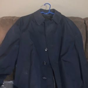 Black trench coat with liner hardly worn size 42 regular